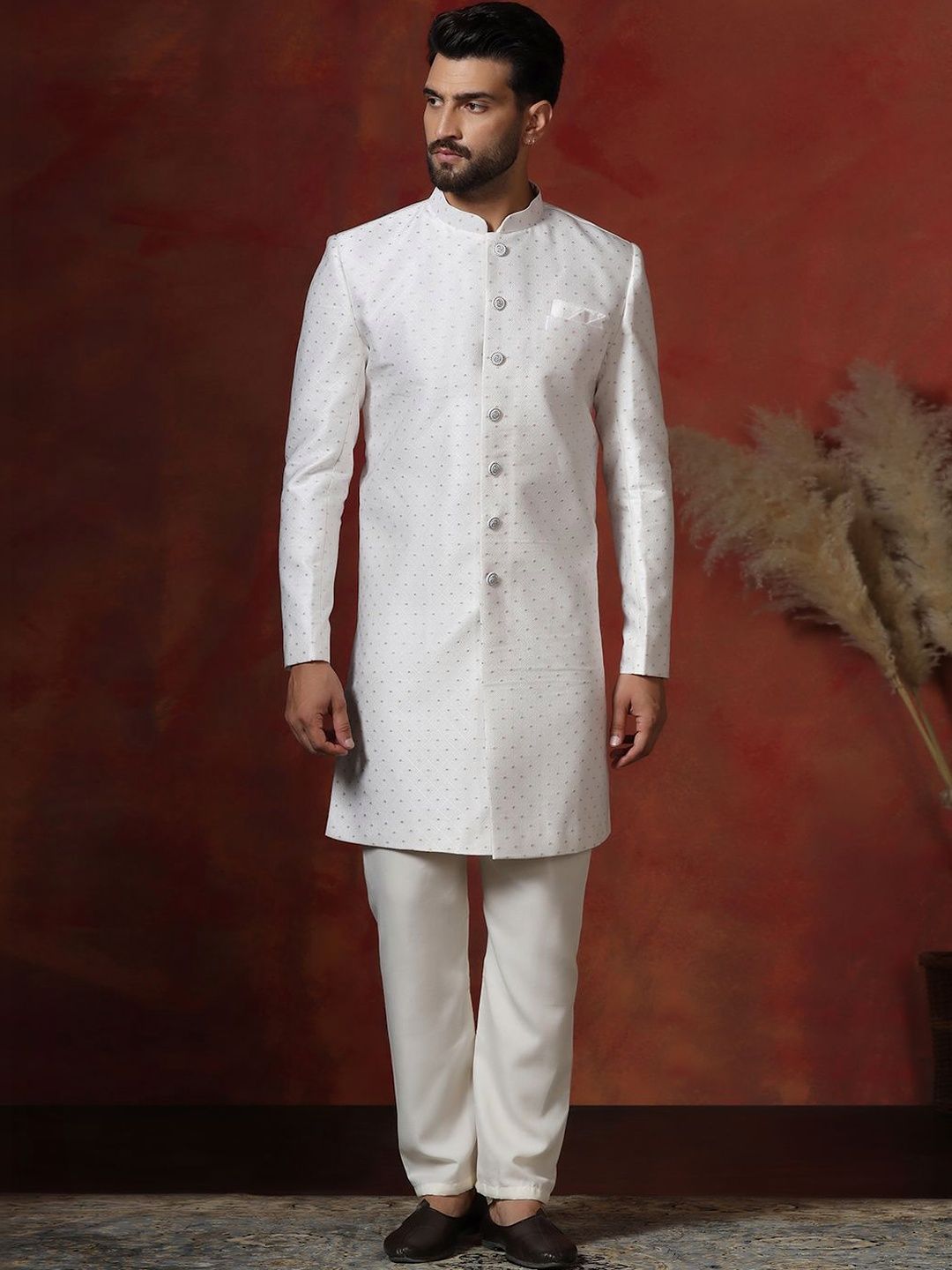 SOURAGYA Embroidered Mandarin Collar Sherwani