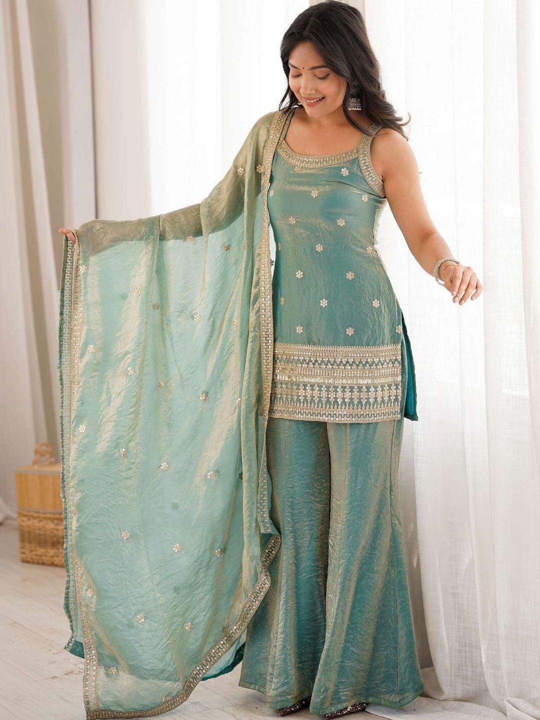SAJAVAT ETHENIC WEAR SAJAVAT ETHENIC WEAR Women Ethnic Motifs Embroidered Regular Kurta with Sharara & With Dupatta