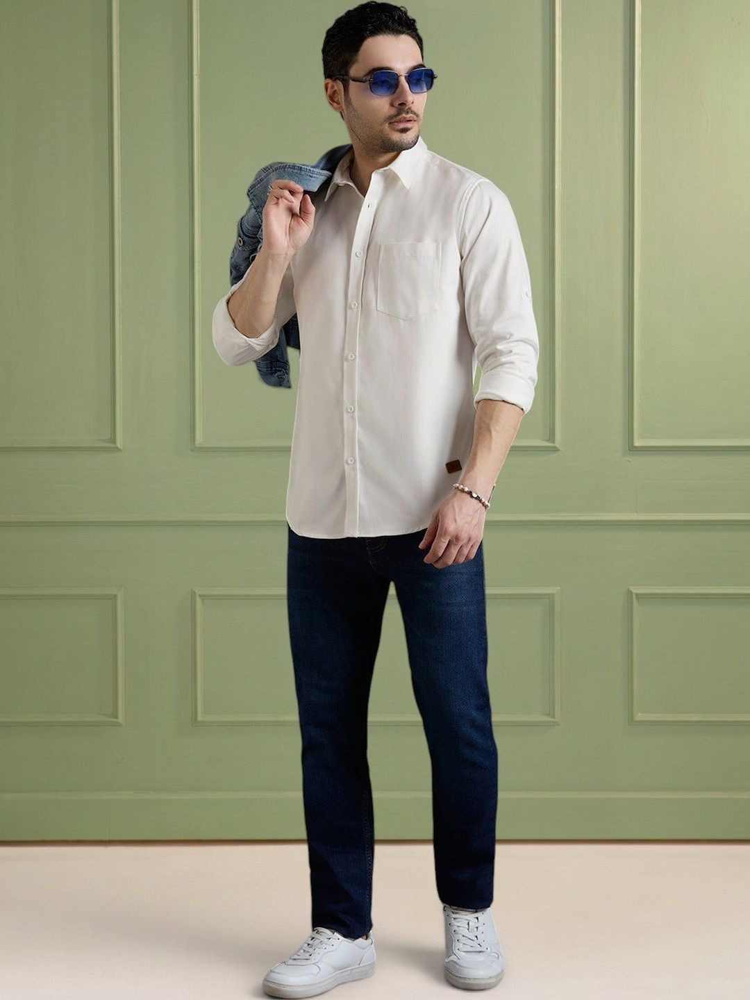 The Roadster Lifestyle Co Cotton Spread Collar Shirt