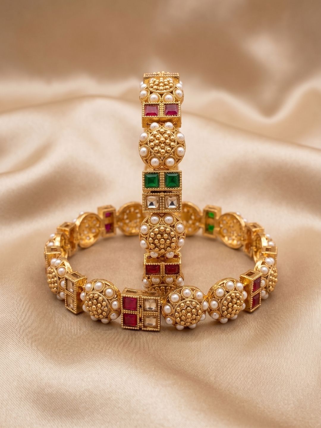 Anouk Set of 2 Gold-Plated Pearls Bangles