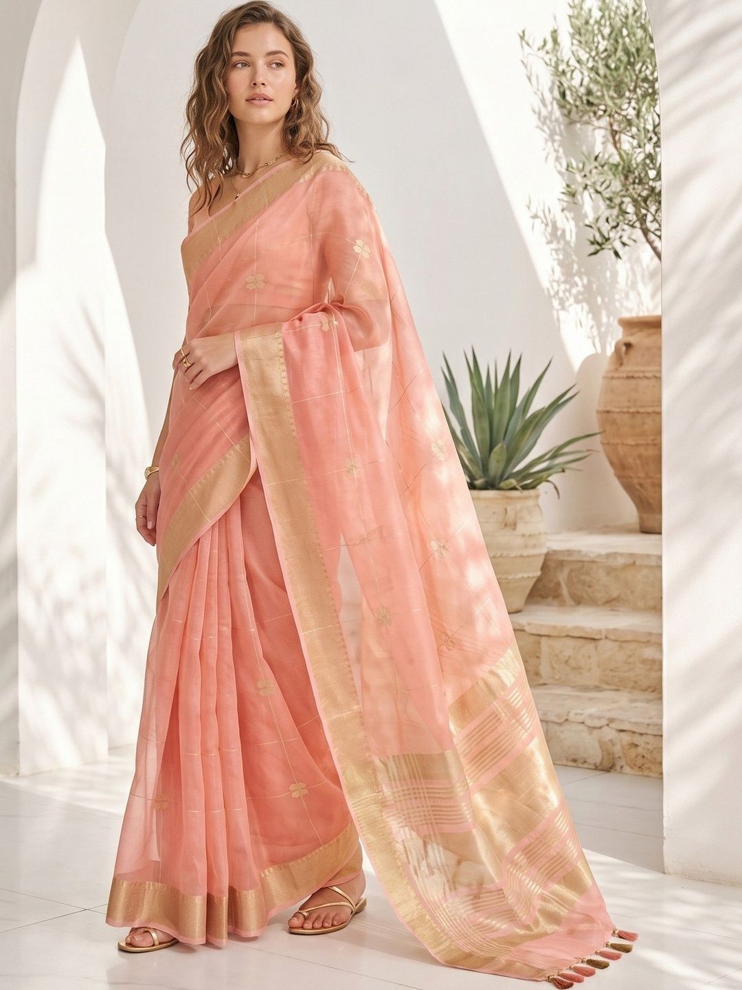 ROOP RADHIKA Woven Design Zari Handloom Saree
