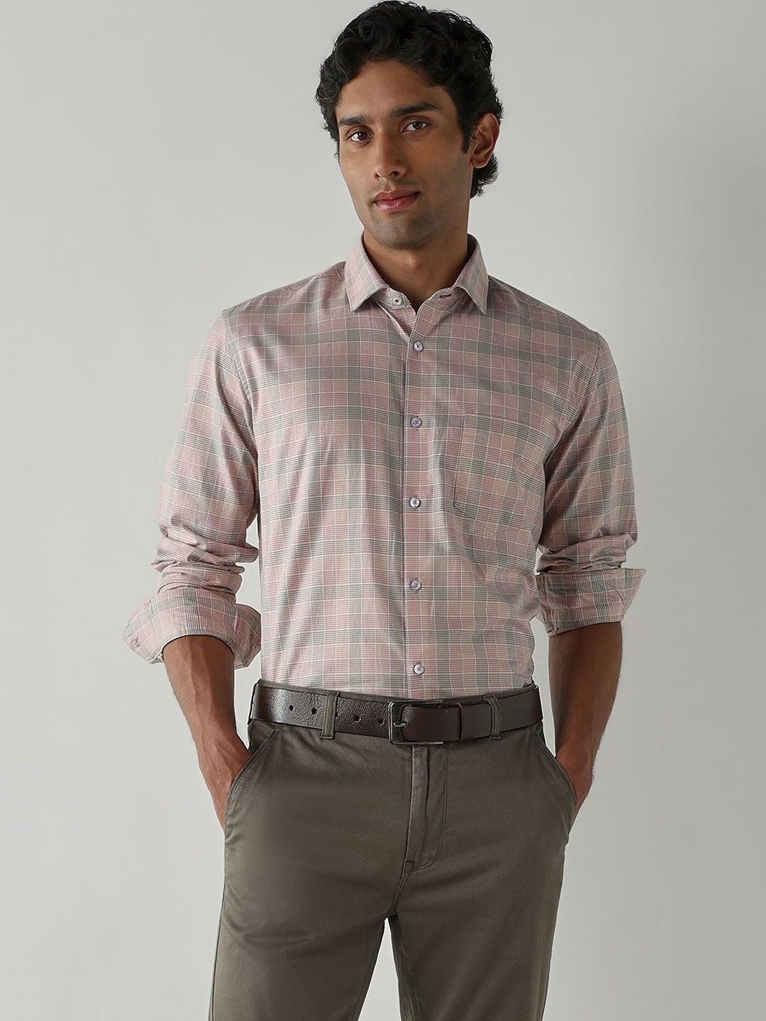 Reid & Taylor Men Slim Fit Checked Casual Shirt