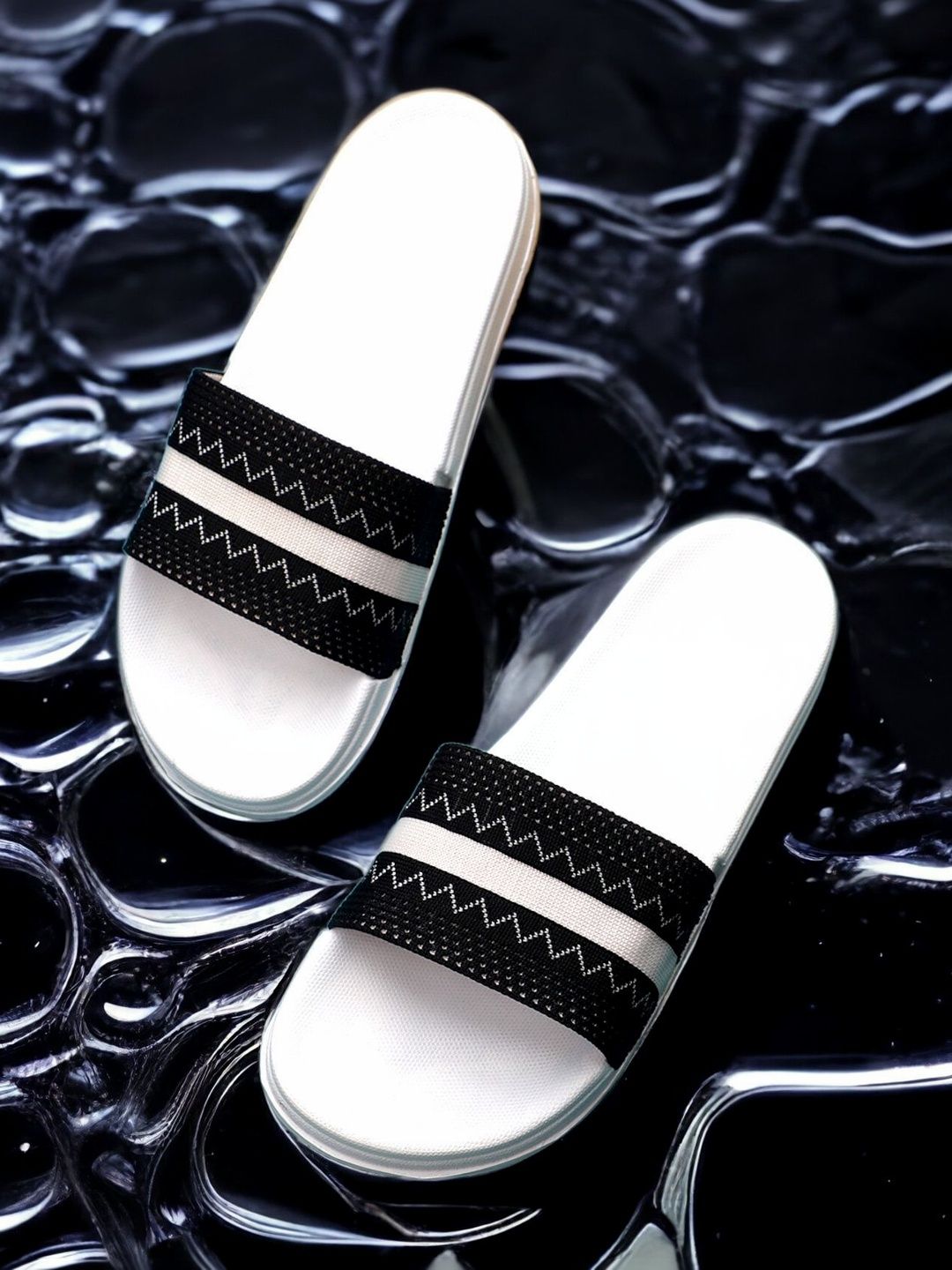 KAPYANSH Men Thong Flip-Flops