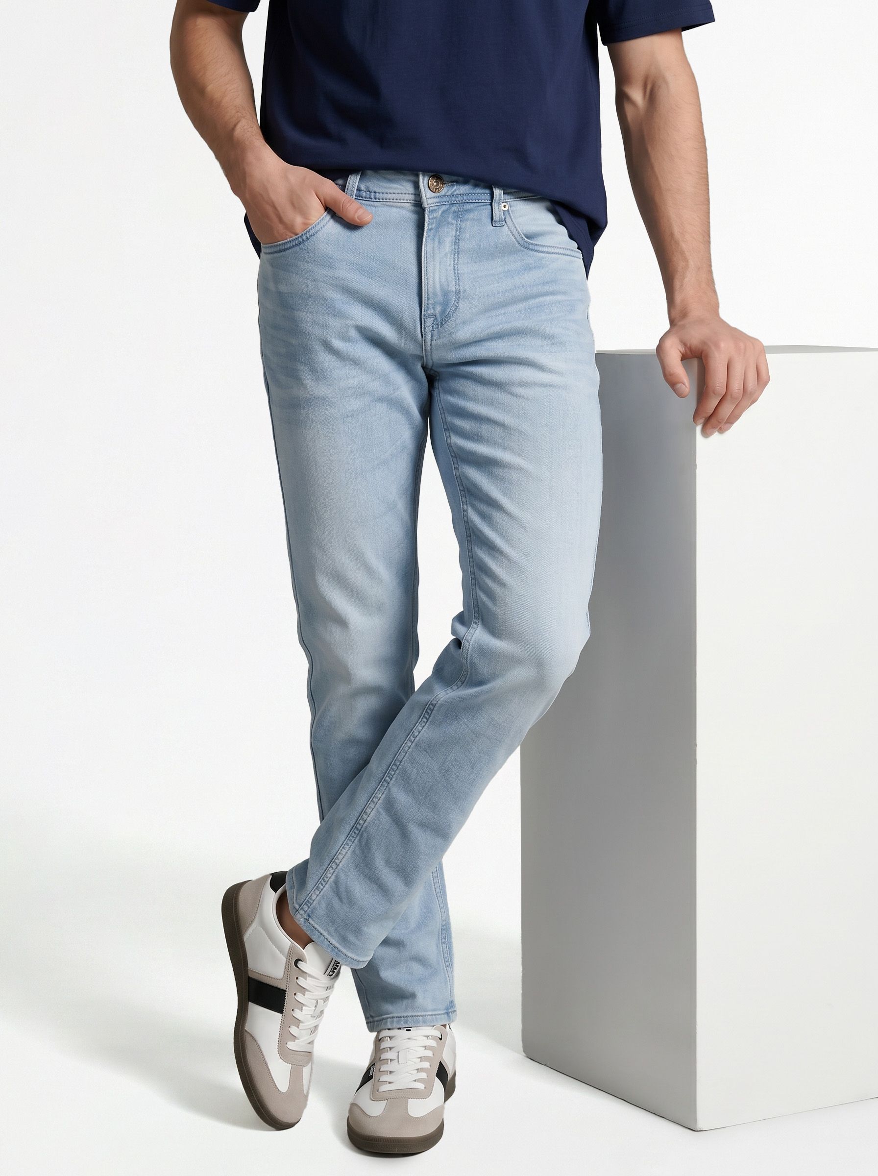 Integriti Integriti Men Smart Slim Fit Light Fade Stretchable Jeans