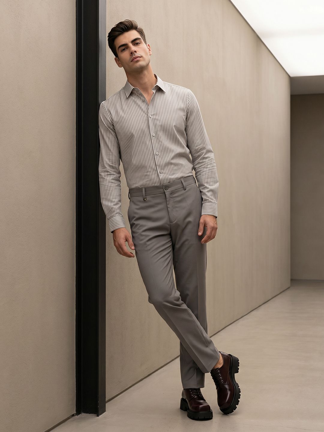 INVICTUS Men Woven Formal Trousers