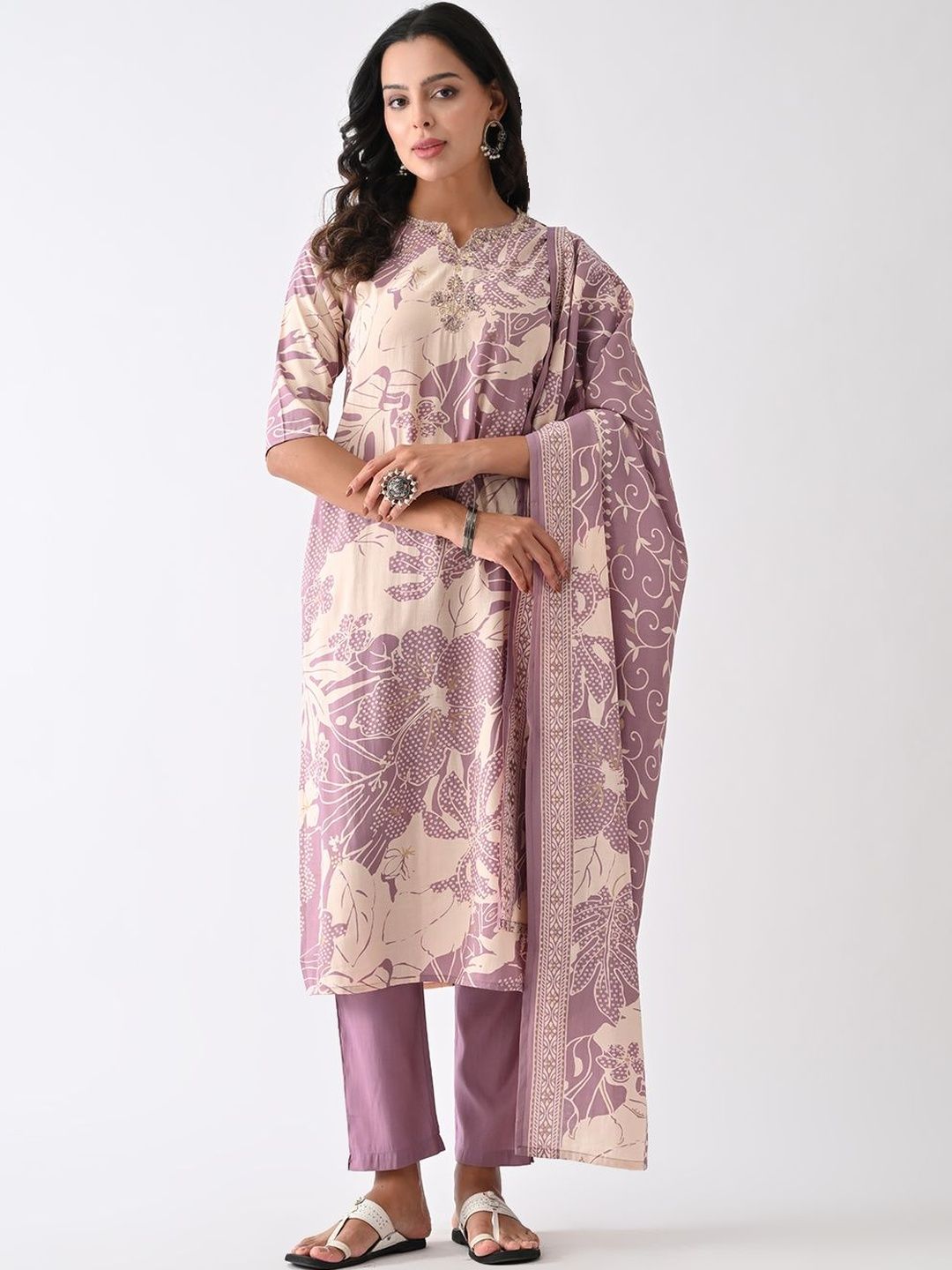 Printed Kurta Set Sabhyata Women Ethnic Motifs Printed Chanderi Cotton Kurta with Trousers & Dupatta