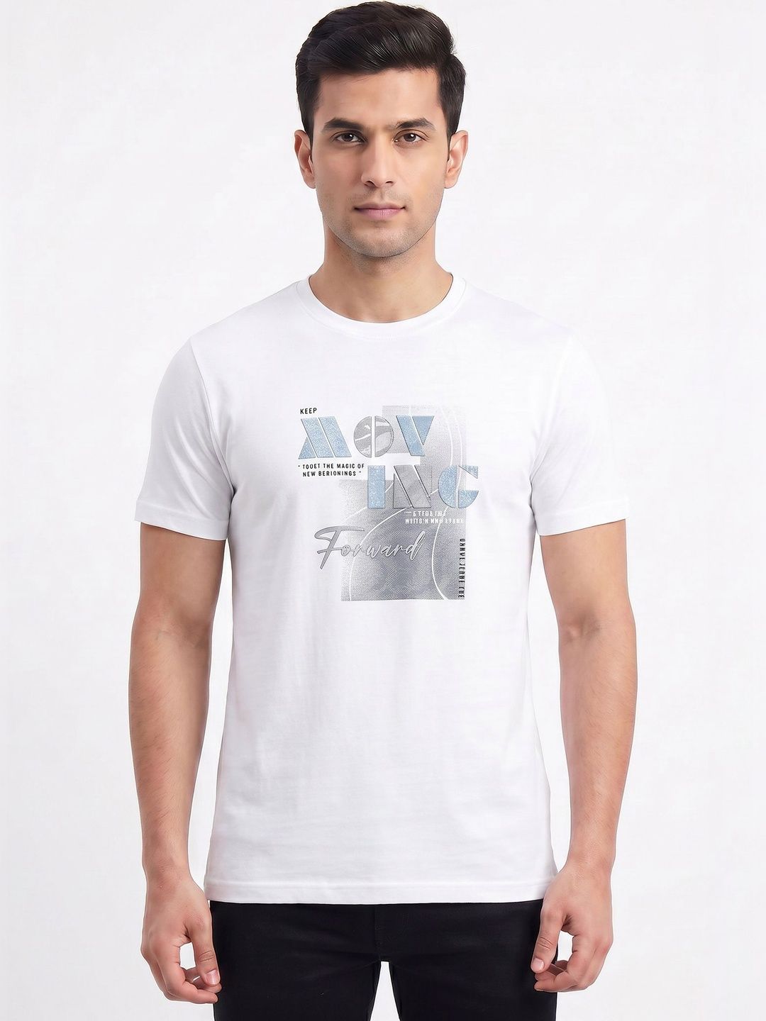 Plugin Men's White Typography Round Neck T-shirt