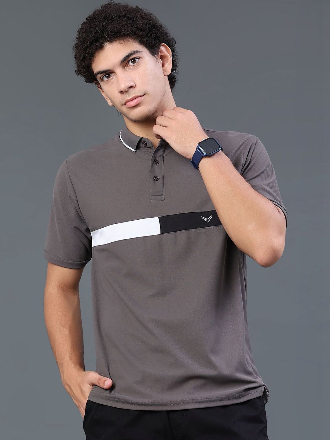 V-Mart Men Colourblocked Polo Collar T-shirt