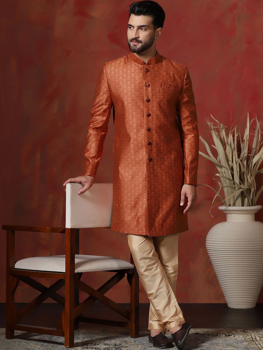 SOURAGYA Embroidered Mandarin Collar Sherwani