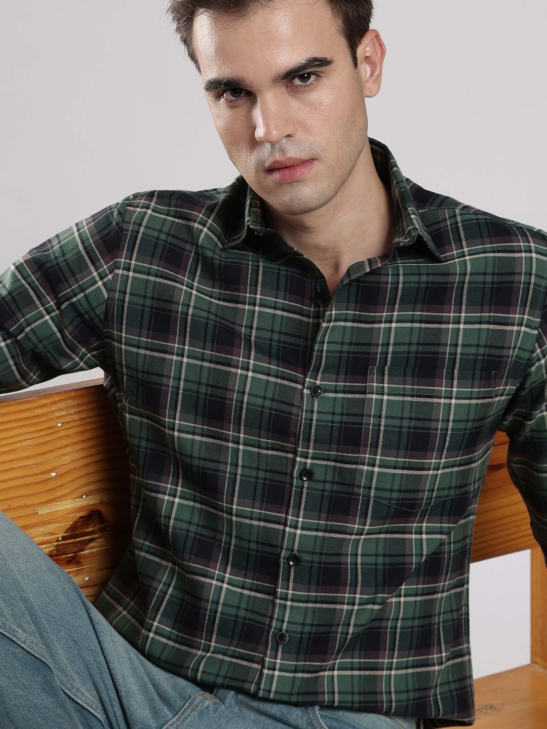 THE SHIRT CODE Men Slim Fit Tartan Checks Checked Casual Shirt