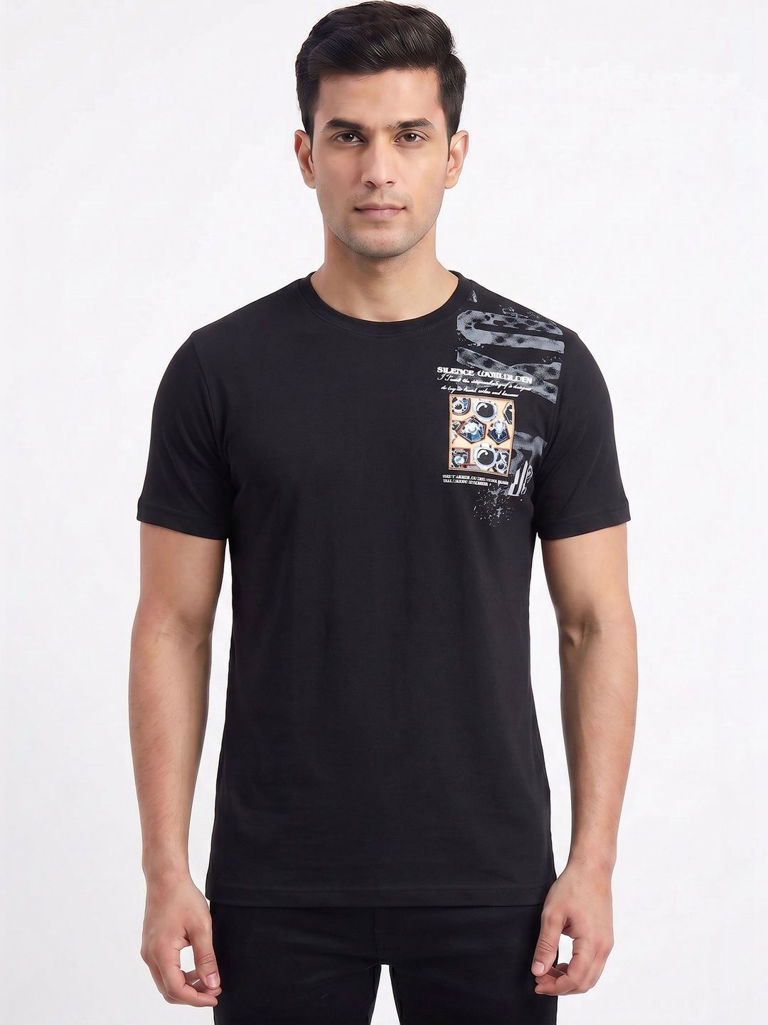 Plugin Men's Black Graphic Round Neck T-shirt