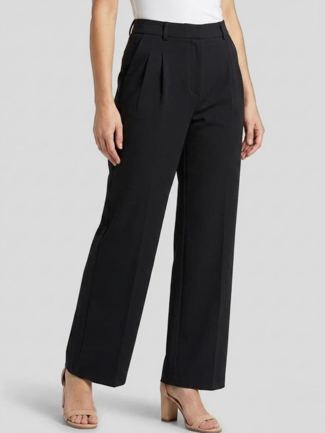 Komfort By Tikhi Imli Komfort By Tikhi Imli Women Relaxed High-Rise Easy Wash Pleated Trousers