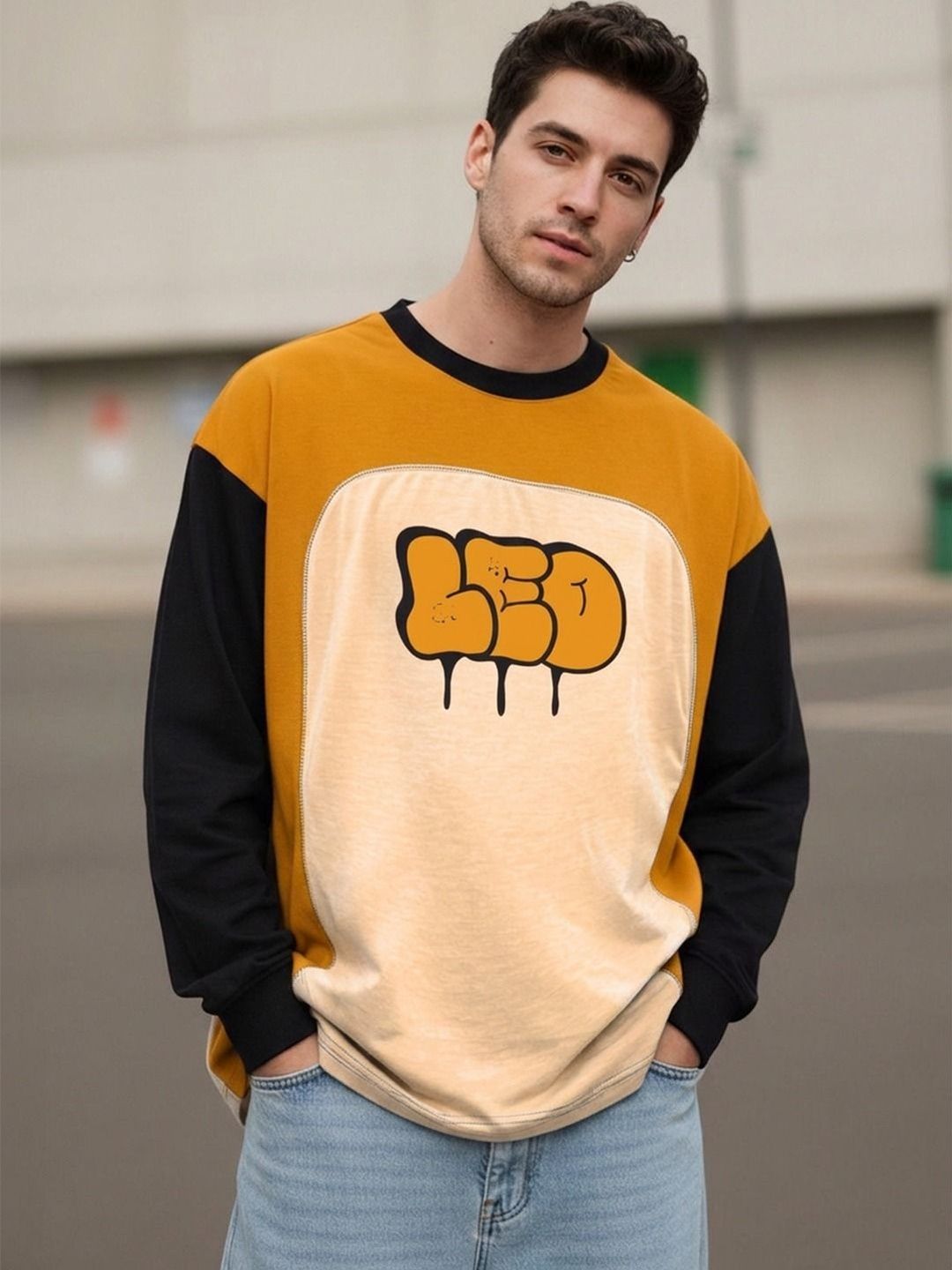 Leotude Men Colourblocked T-shirt