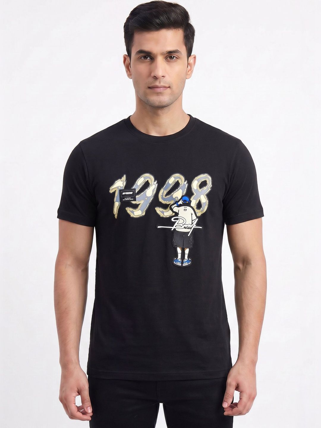 Plugin Men's Black Graphic Round Neck T-shirt