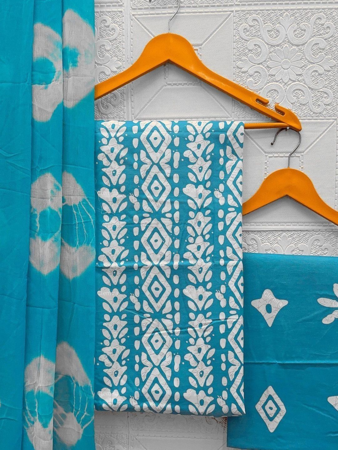 FashionsEye Printed Unstitched Dress Material