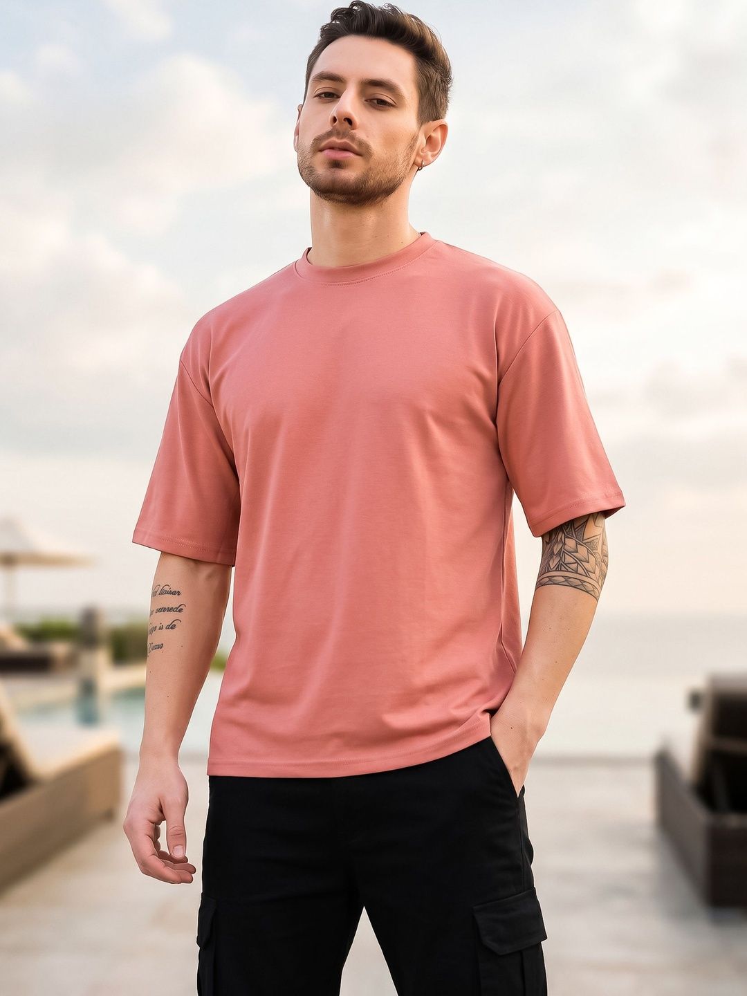 CHUGHZ Men T-shirt
