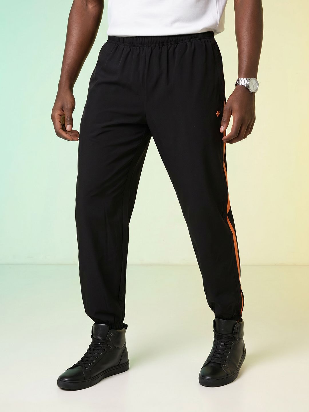 HRX by Hrithik Roshan Men Rapid-Dry Training Joggers