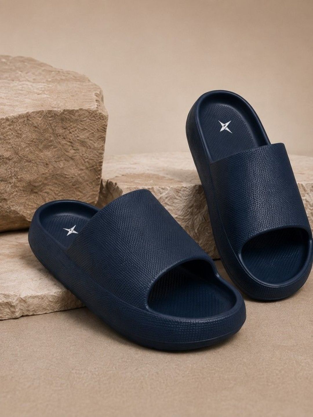 Knight Ace Men Sliders