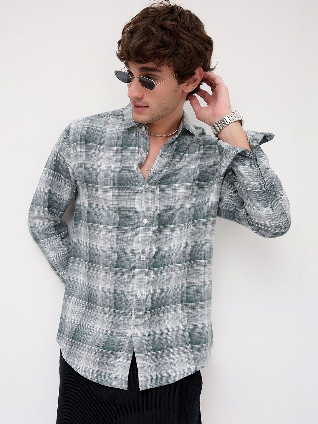 VASTRADO Men Classic Slim Fit Tartan Checks Checked Casual Shirt