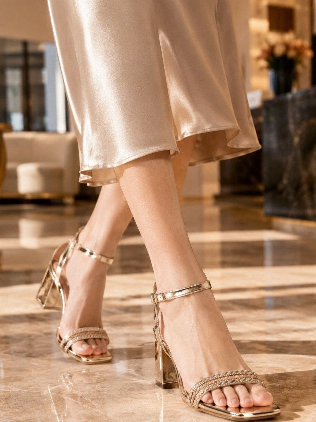 DressBerry Embellished Party Block Sandals