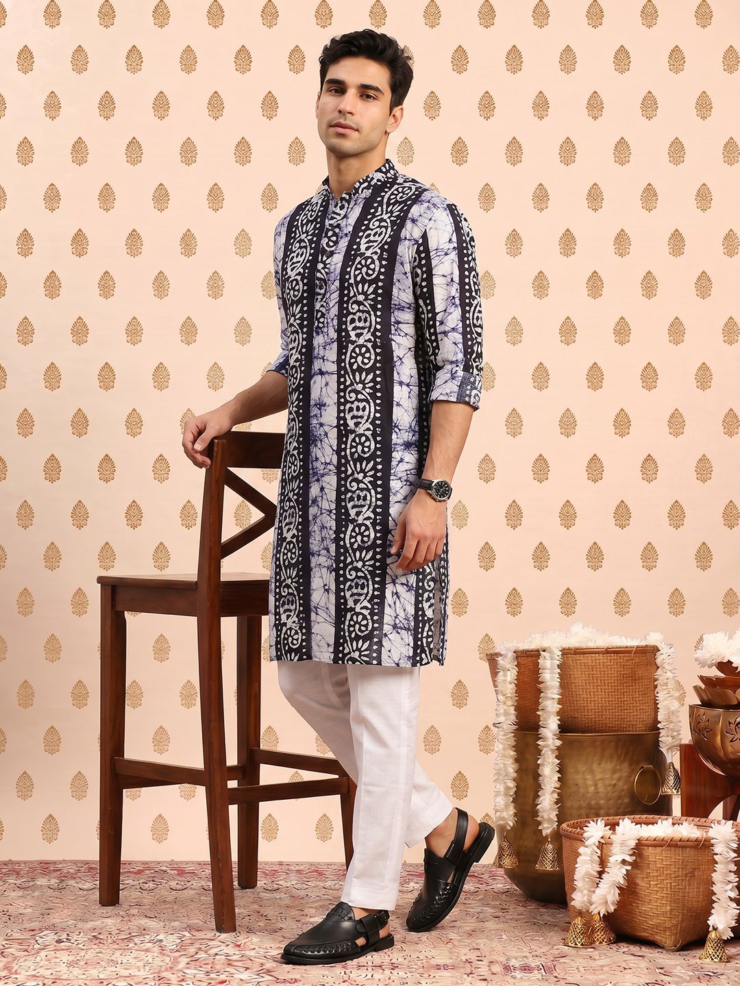 SOURAGYA Ethnic Motifs Printed Mandarin Collar Straight Kurta