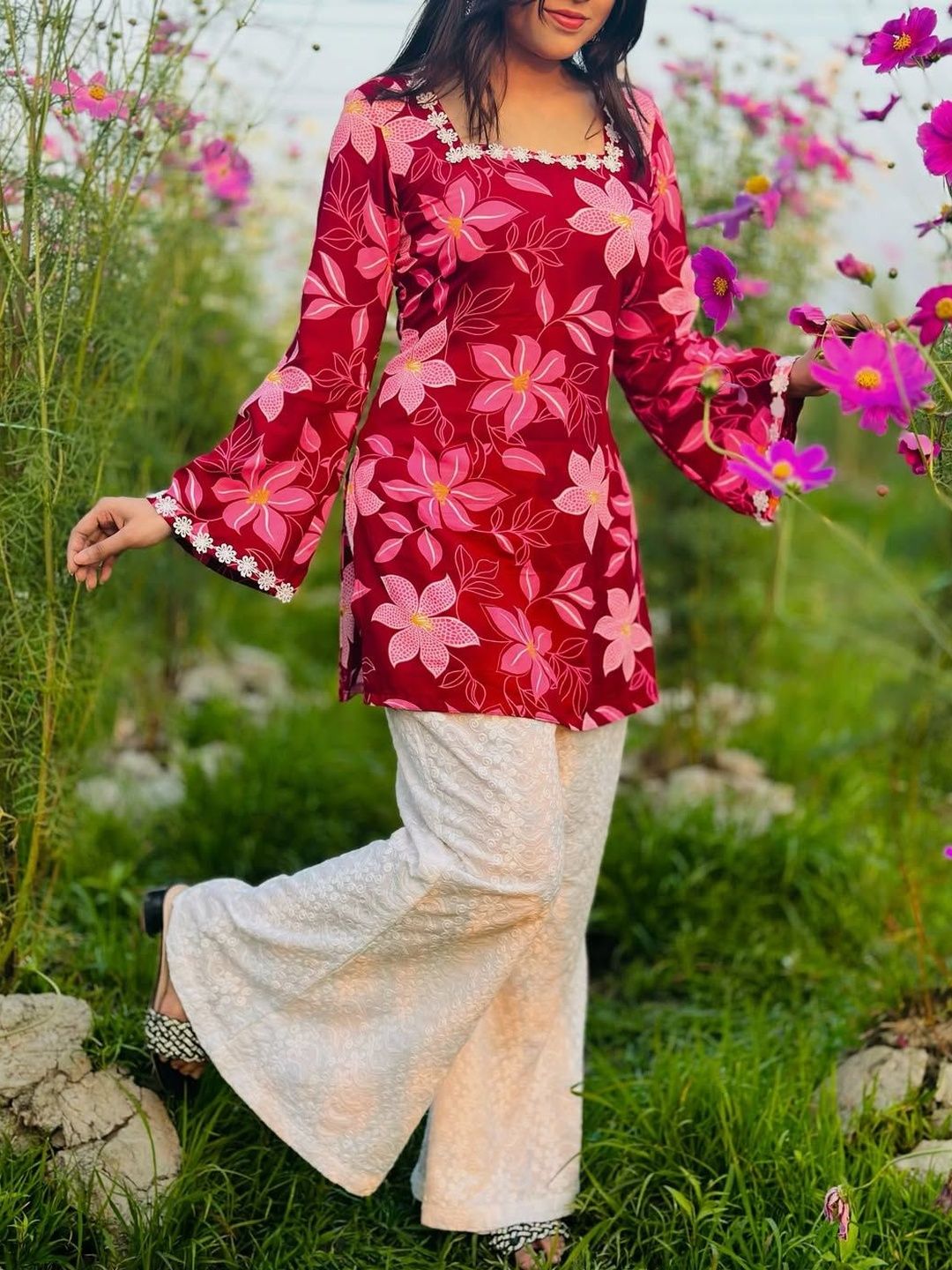 NAKSHKURTIS Floral Printed Square Neck Flared Sleeves Pure Cotton Kurti