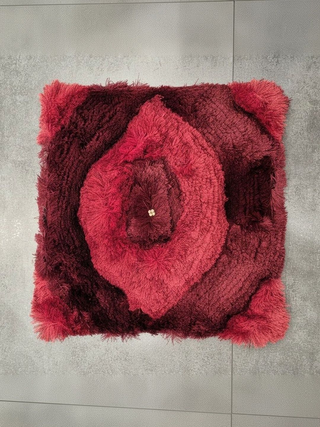 Themes Furnishings & Decor Themes Furnishings & Decor Red Square Cushion Covers