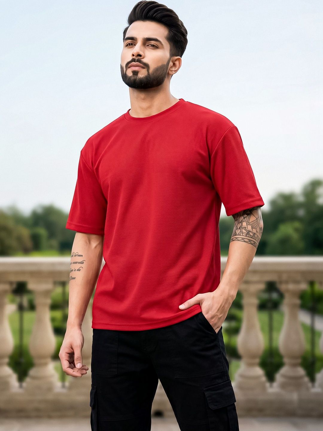 CHUGHZ  Round Neck Oversized T-shirt