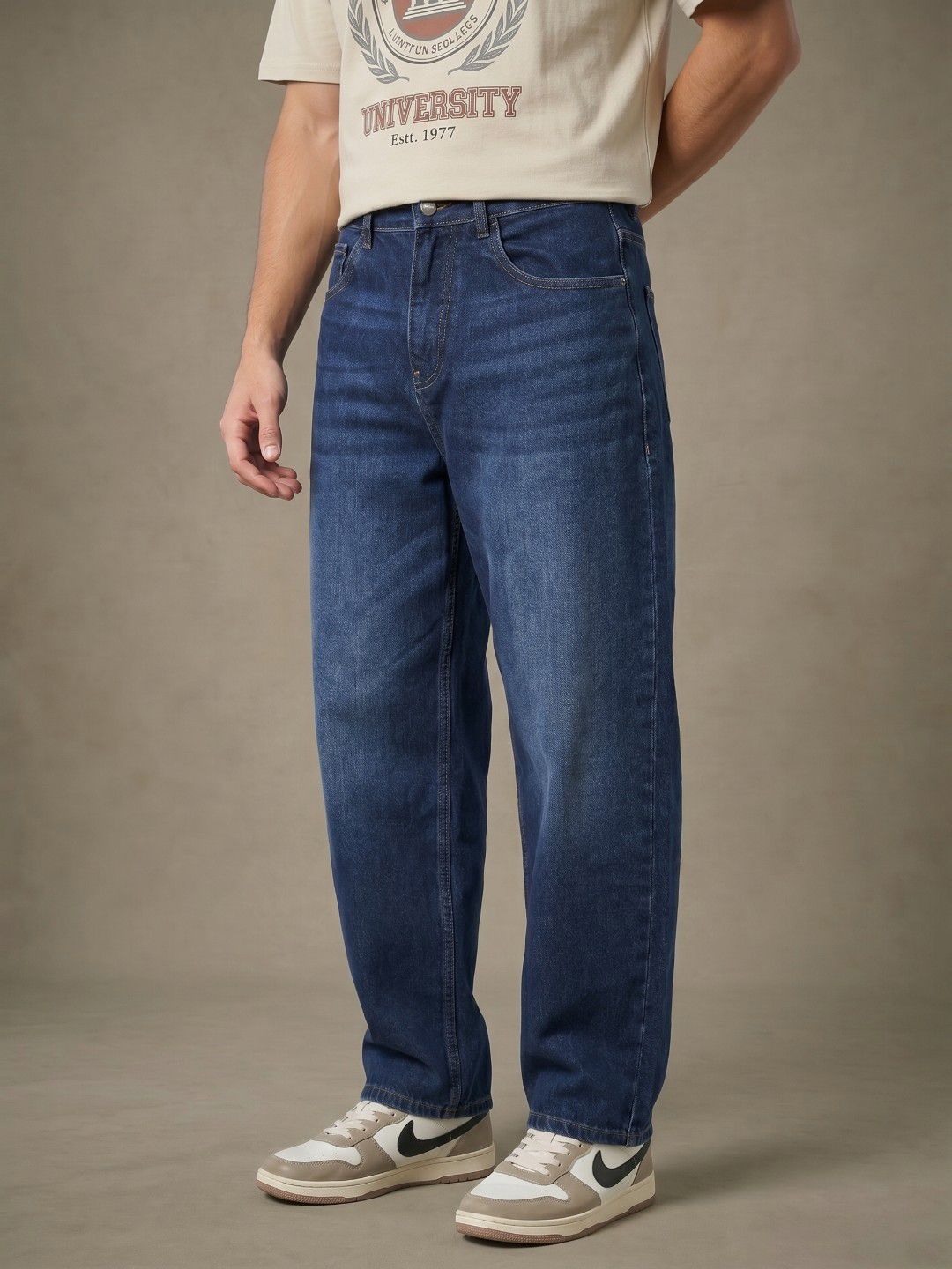 glitchez Men Barrel Fit Light Fade Stretchable Jeans