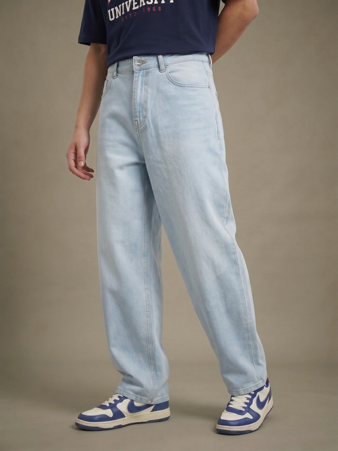 glitchez Men Barrel Fit Light Fade Jeans