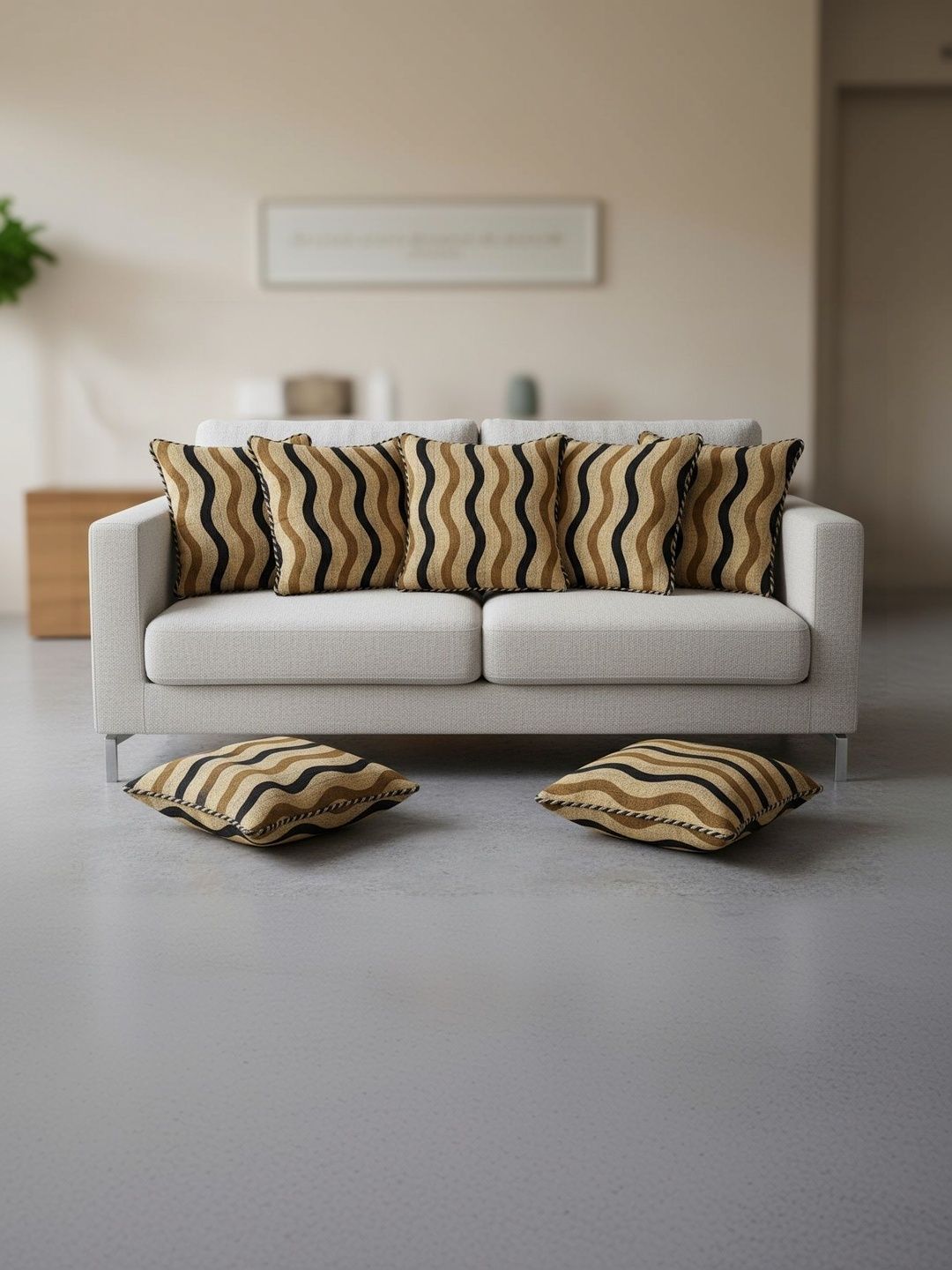 Themes Furnishings & Decor Themes Furnishings & Decor Gold-Toned Set of 5 Abstract Square Cushion Covers