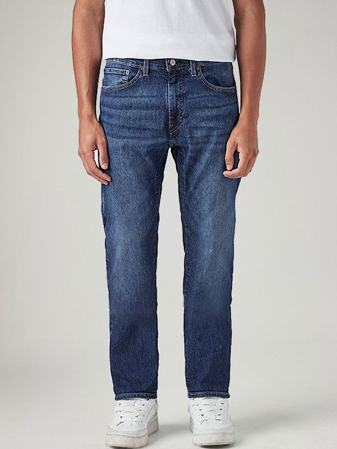 Levis Men's 505 Blue Straight Fit Mid Rise Commuter Jeans