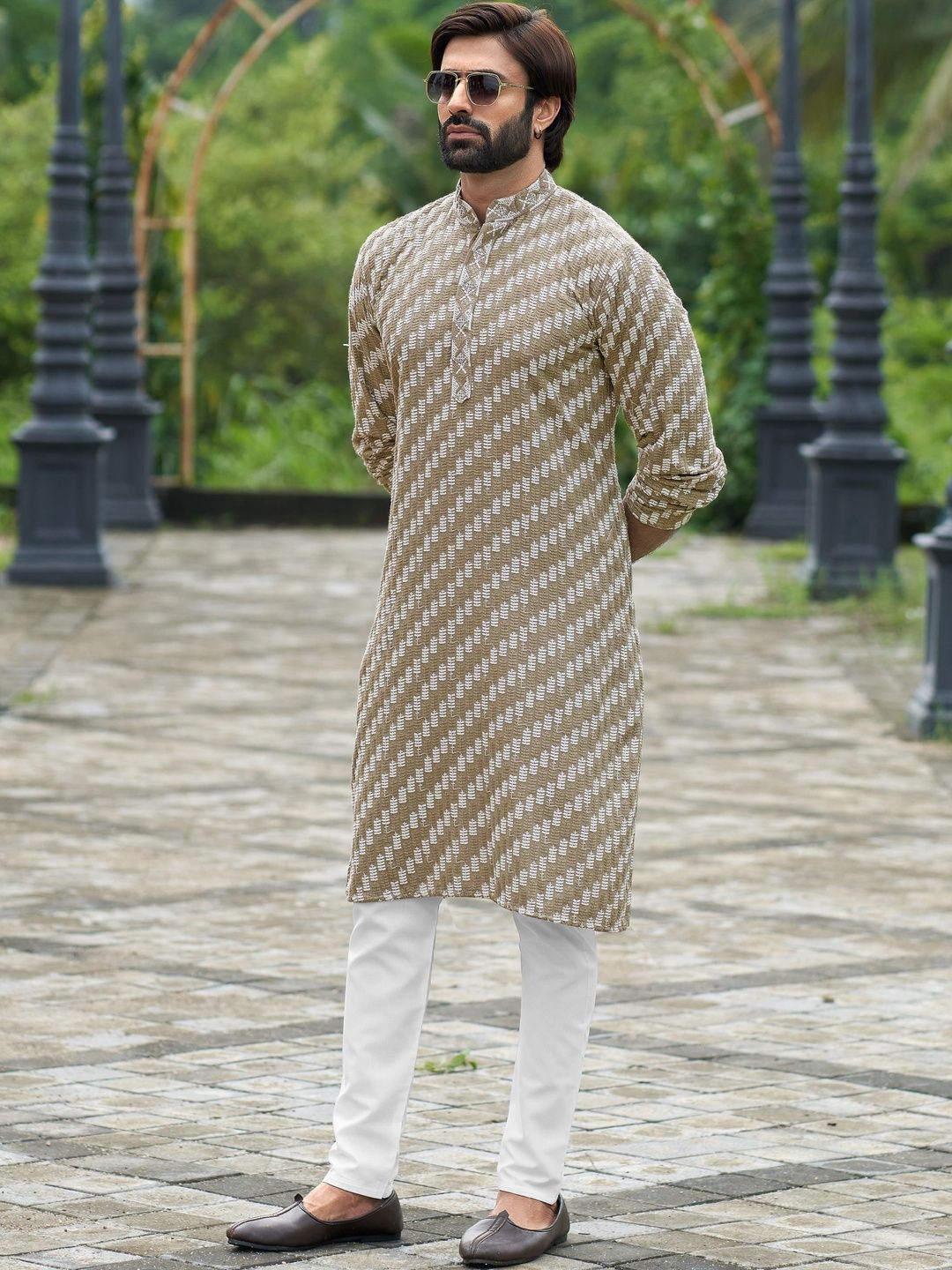 House of Pataudi Men Leheriya Printed Kurta