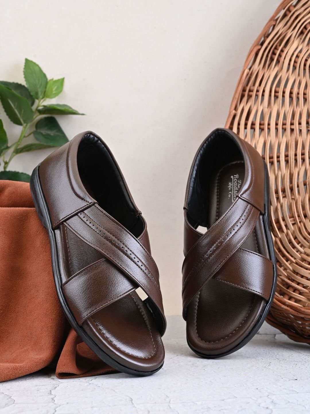 Roadster Men Comfort Sandals