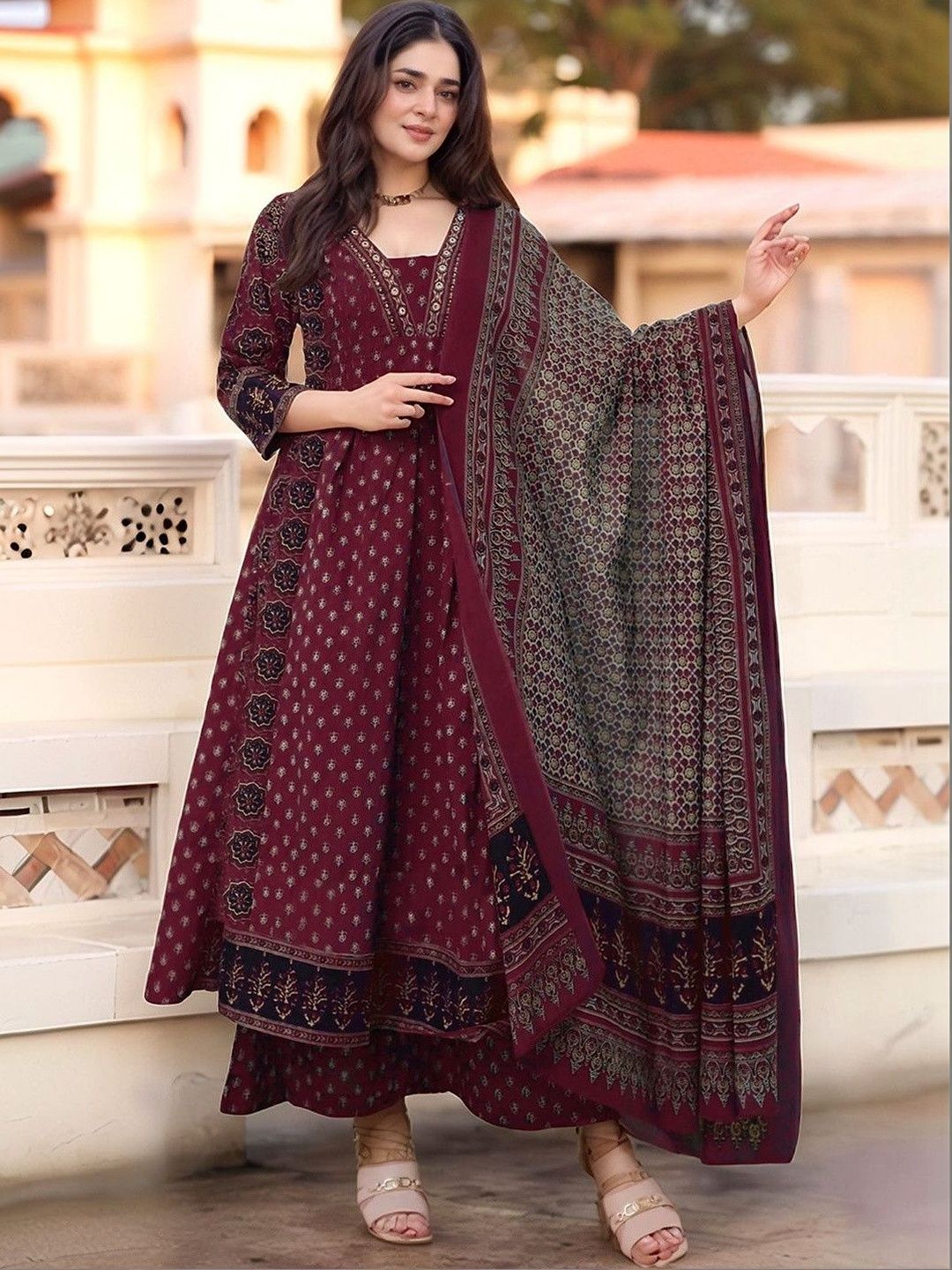 Assume Fab Women Ethnic Motifs Printed Regular Kurta with Palazzos & With Dupatta