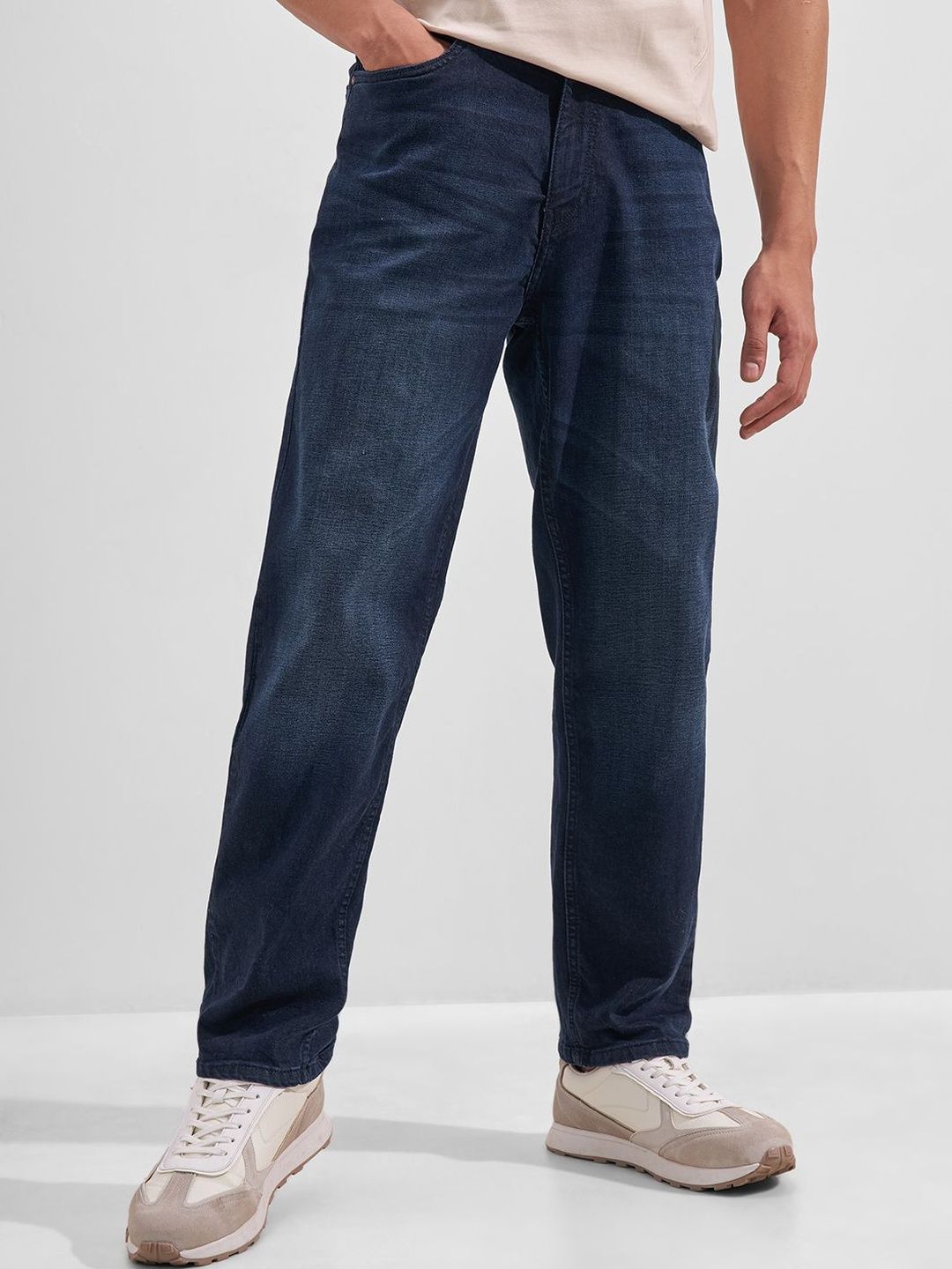 HIGHLANDER Men Relaxed Fit Mid-Rise Jeans