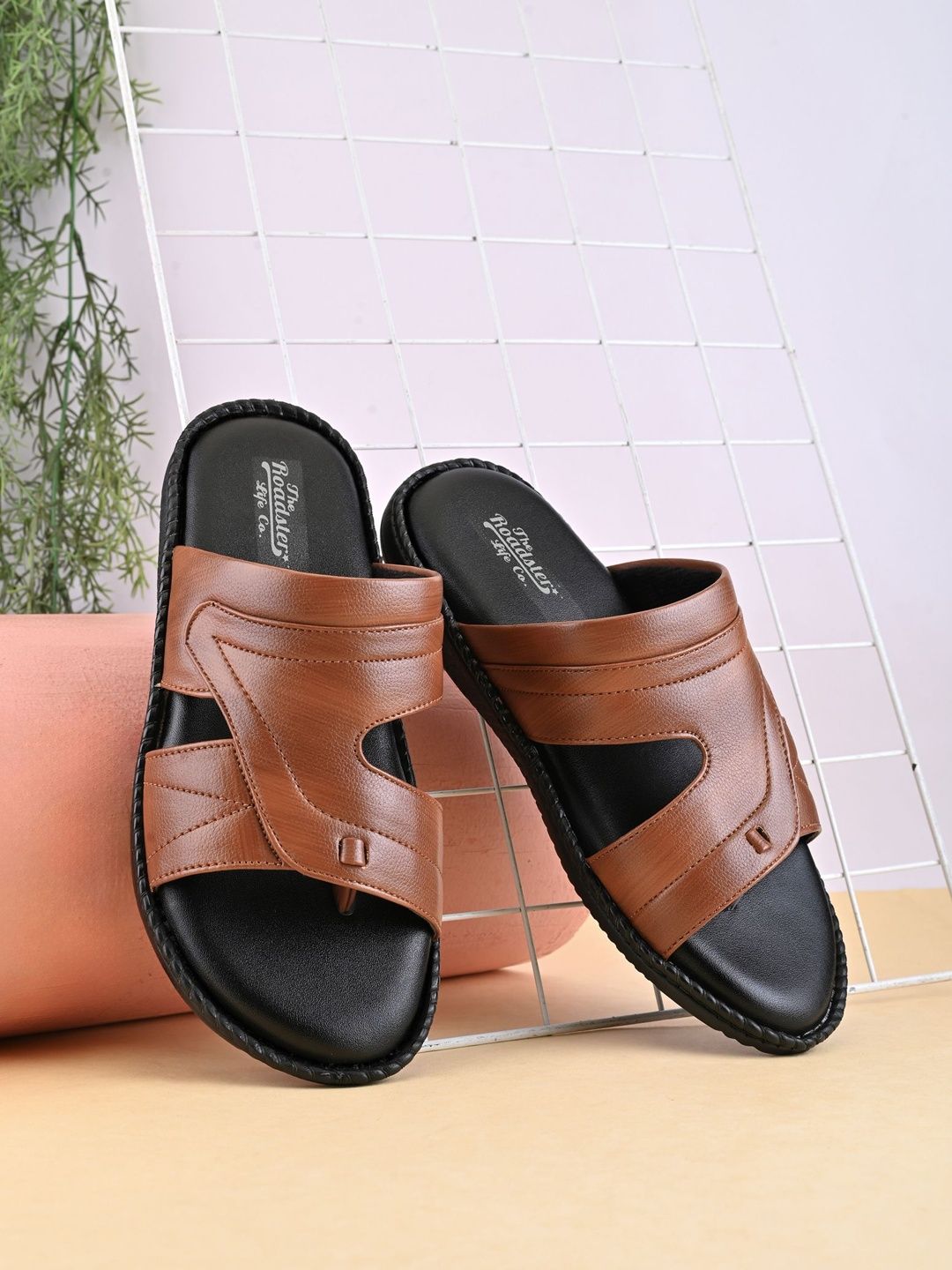 Roadster Men Comfort Sandals