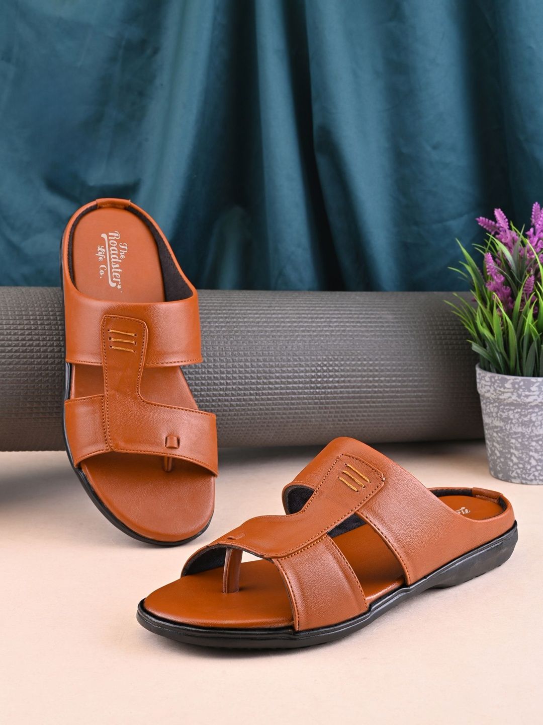 Roadster Men Comfort Sandals