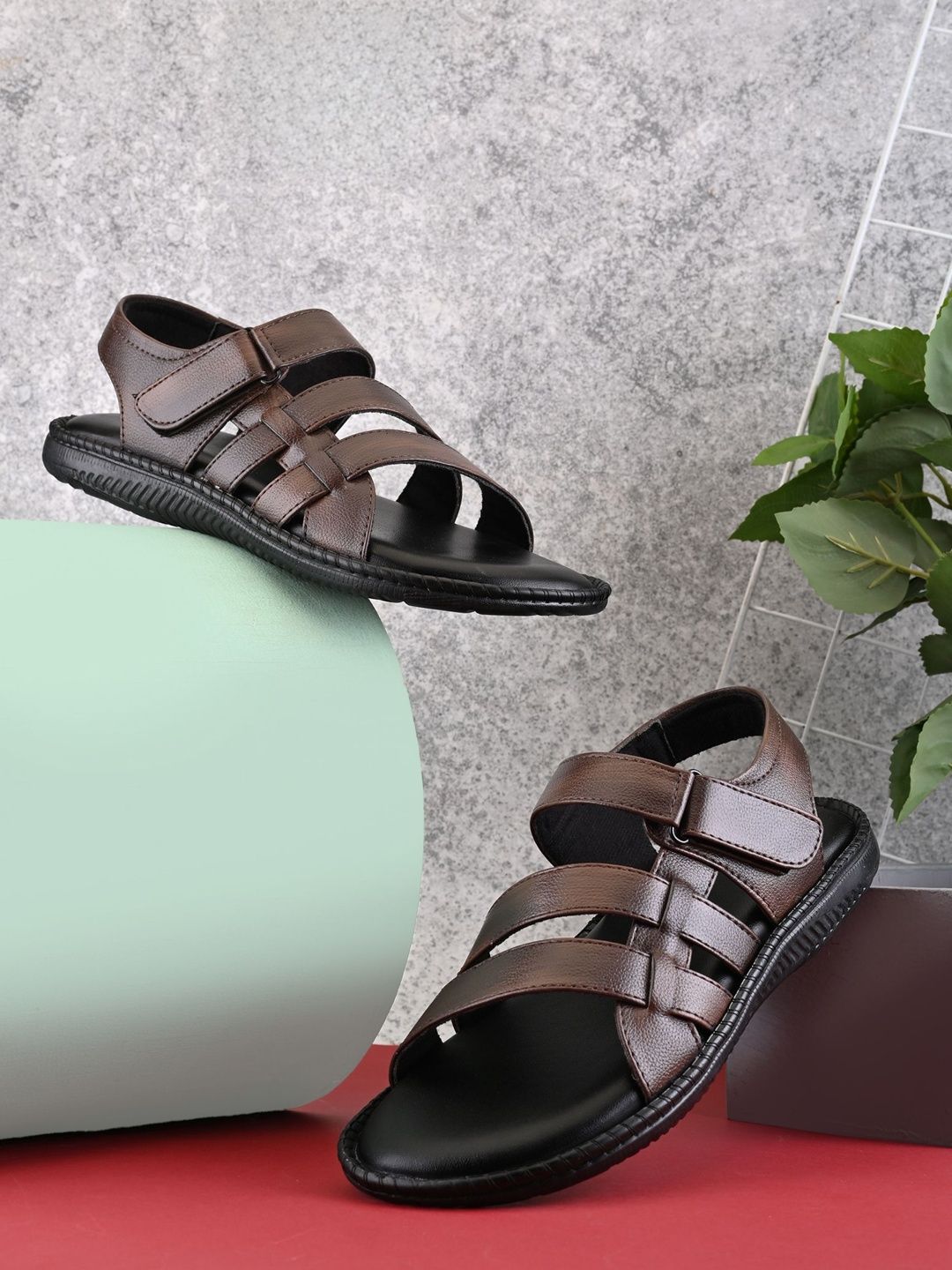 Roadster Men Fisherman Sandals