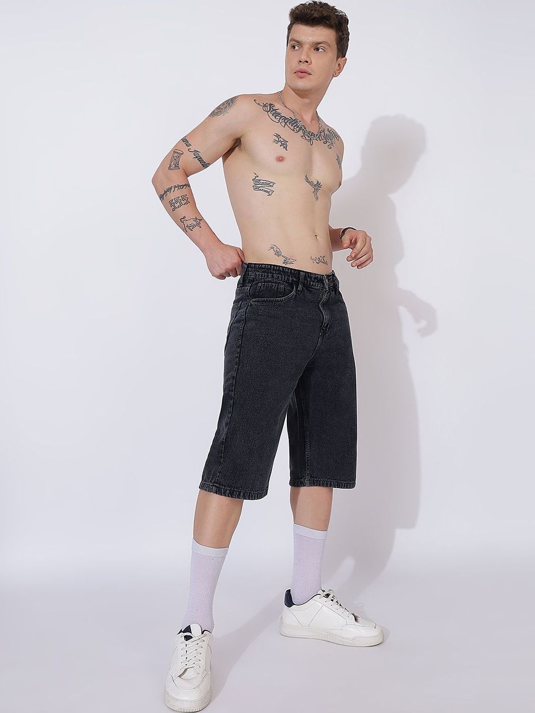 Hence Men Washed Loose Fit Denim Denim Shorts Technology