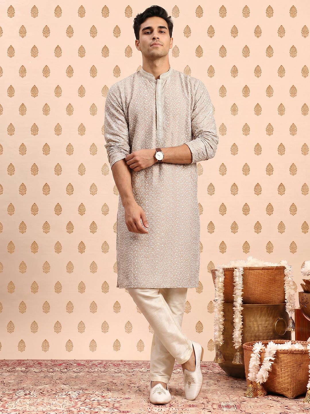 Embroidered Kurta Set SOURAGYA Embroidered Kurta Set