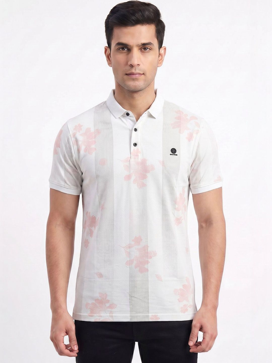 Plugin Men Floral Printed Polo Collar T-shirt