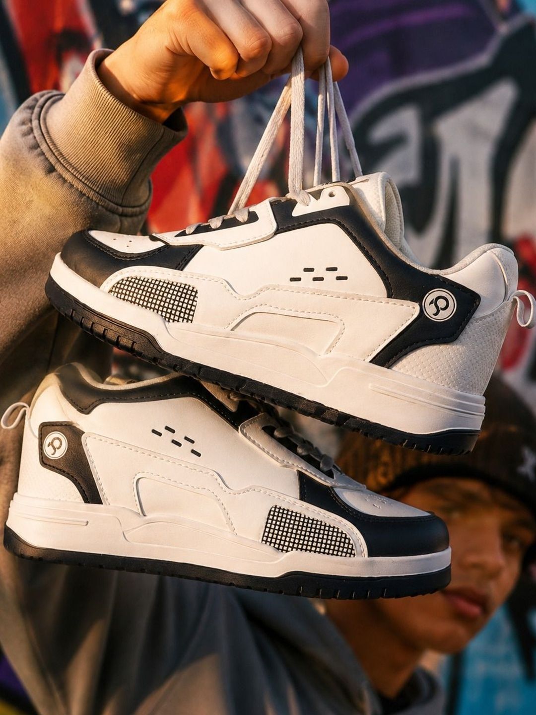 JOOTIYAPA Men Skateboarding Non-Marking Shoes