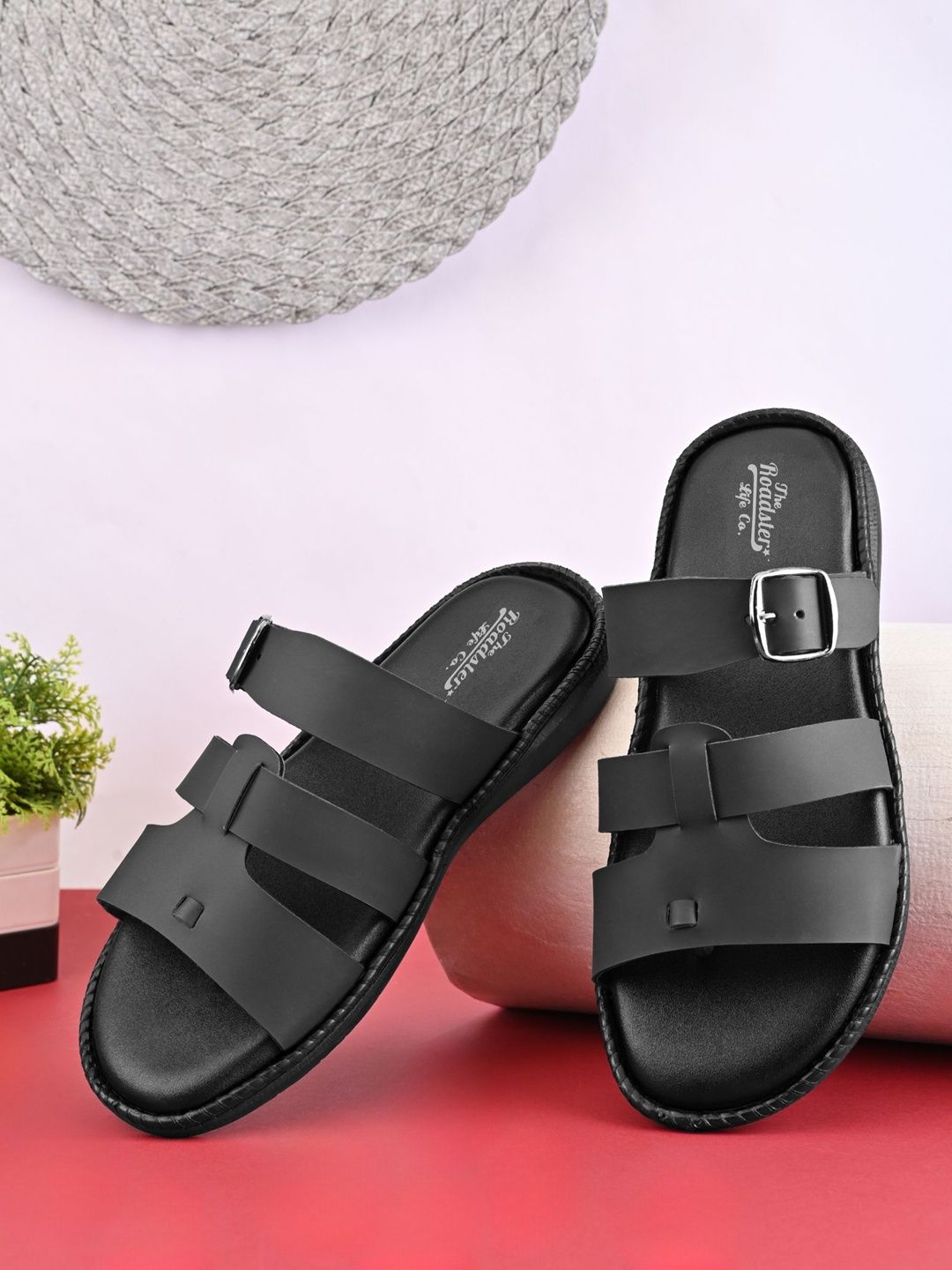 Roadster Men Comfort Sandals
