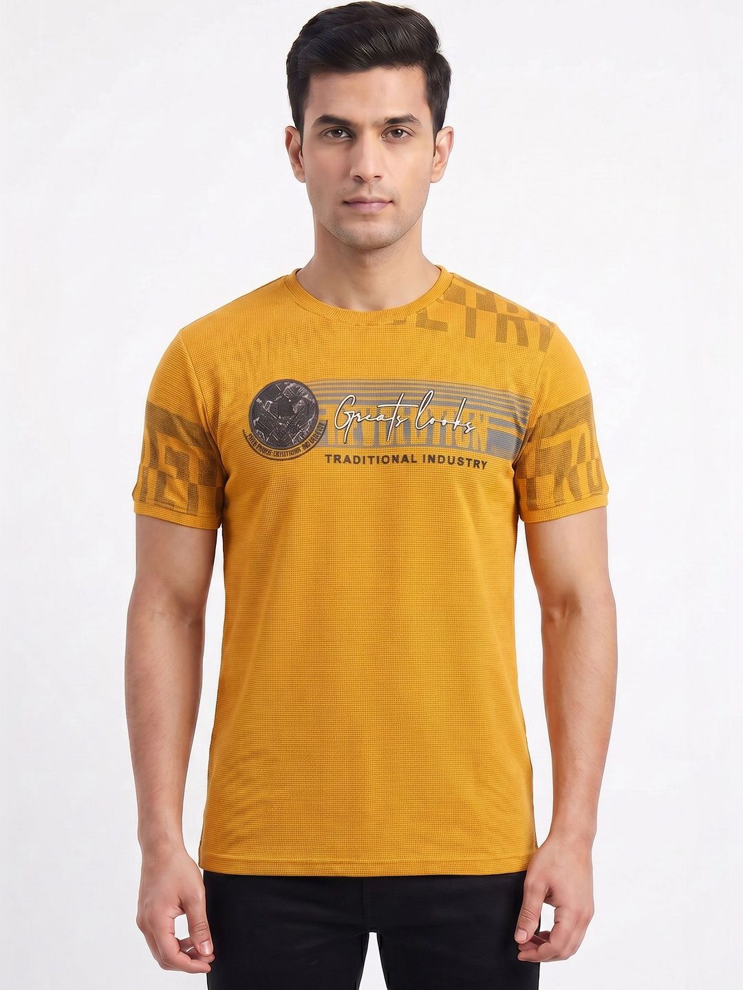 Plugin Men Typography Printed T-shirt