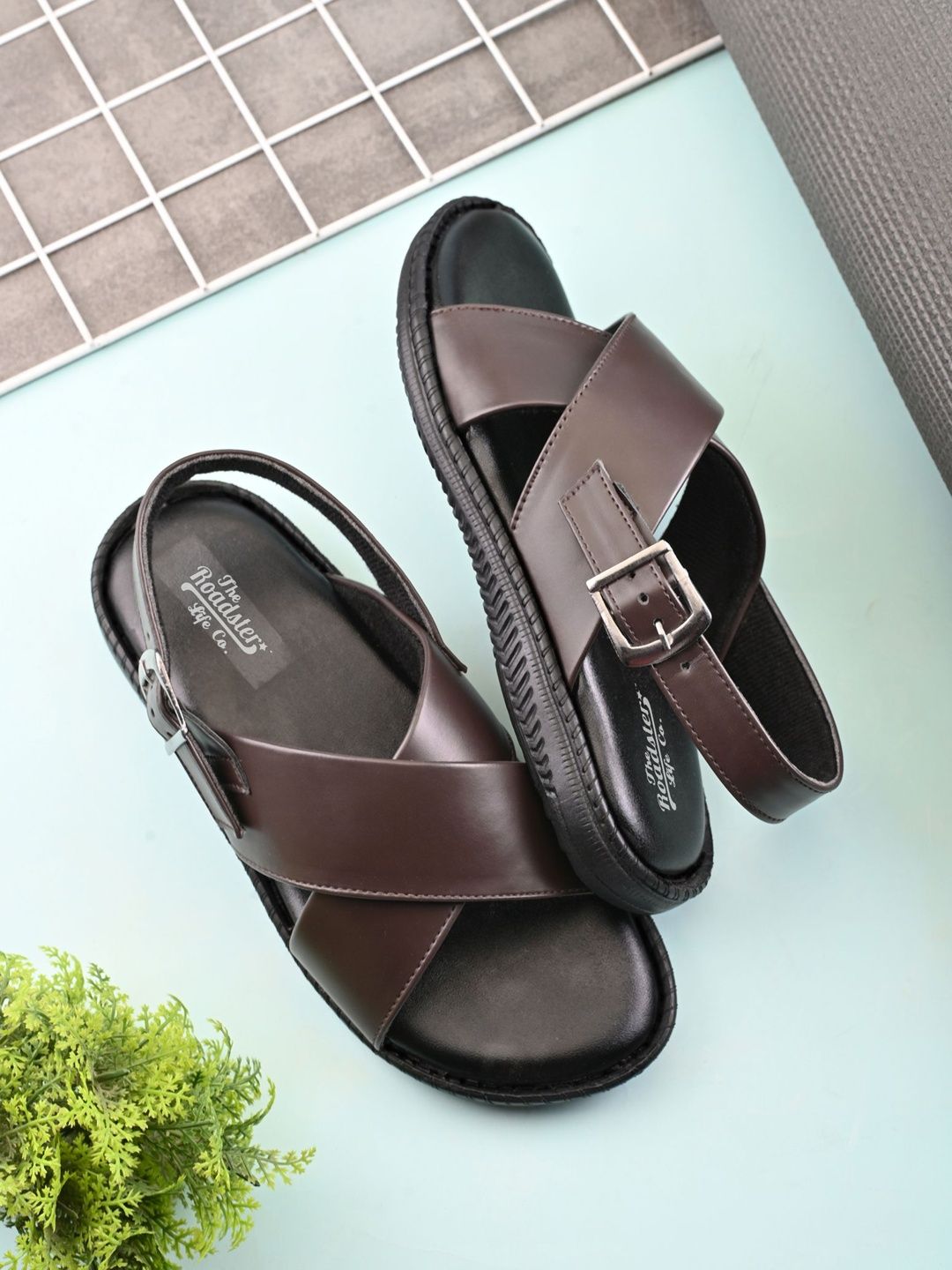 Roadster Men Comfort Sandals