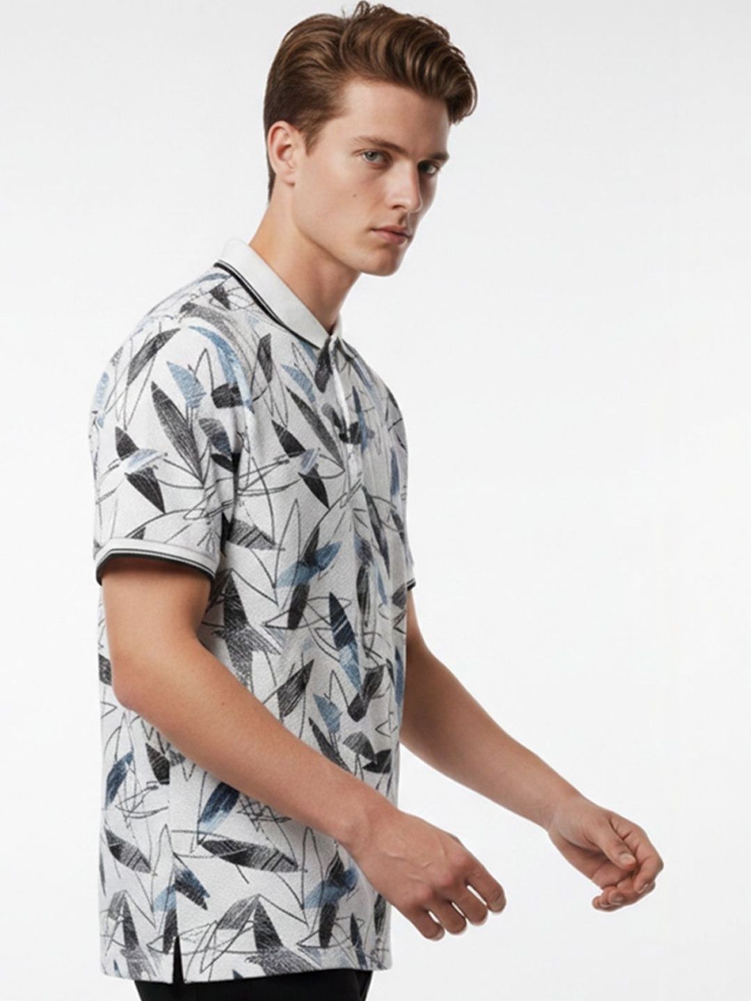 HERE&NOW Men Printed Polo Collar T-shirt