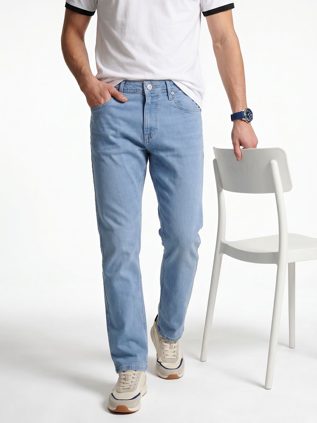 Integriti Men Smart Straight Fit Mid-Rise Stretchable Jeans