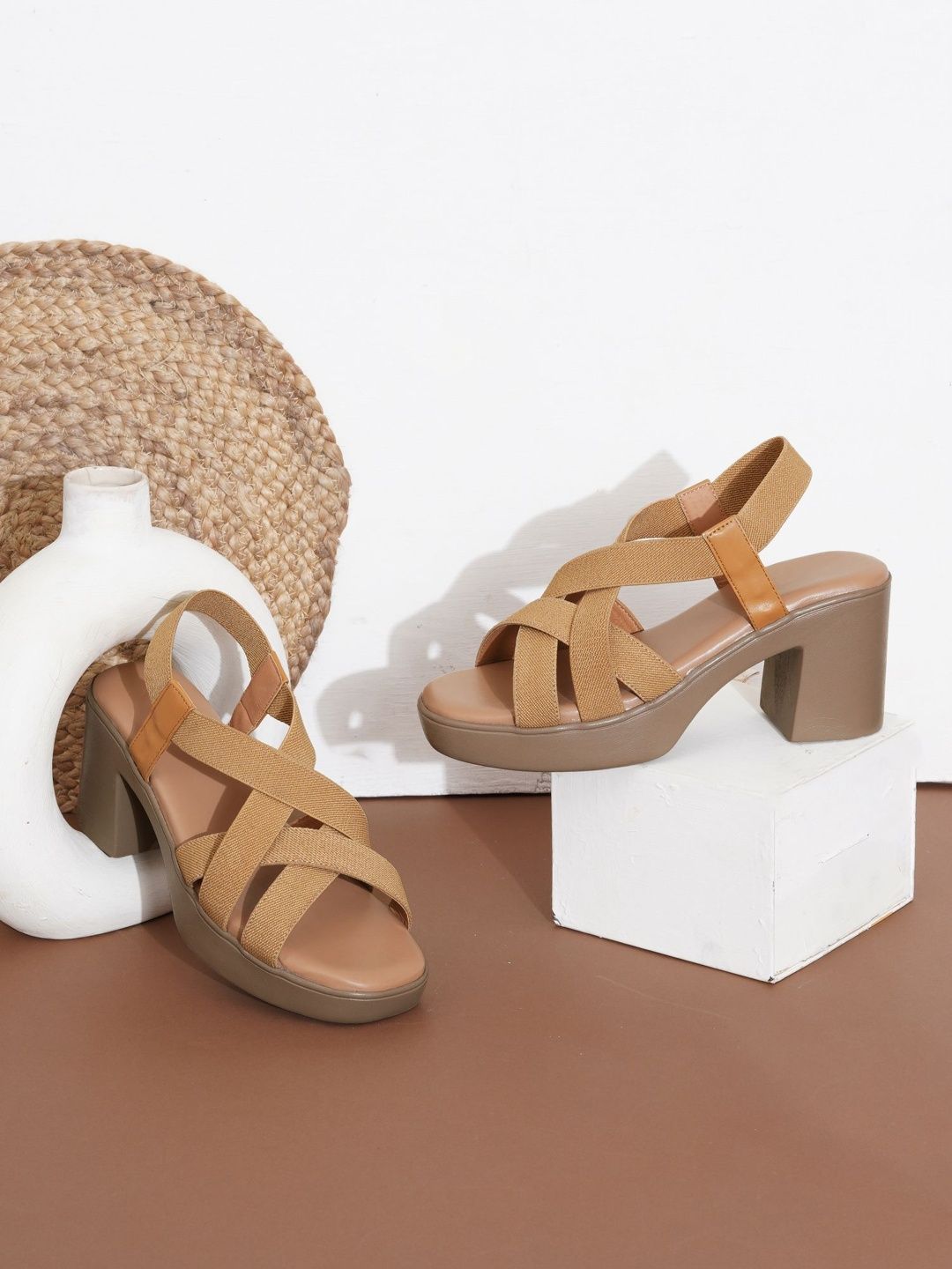 Try Me Try Me Textured Block Sandals