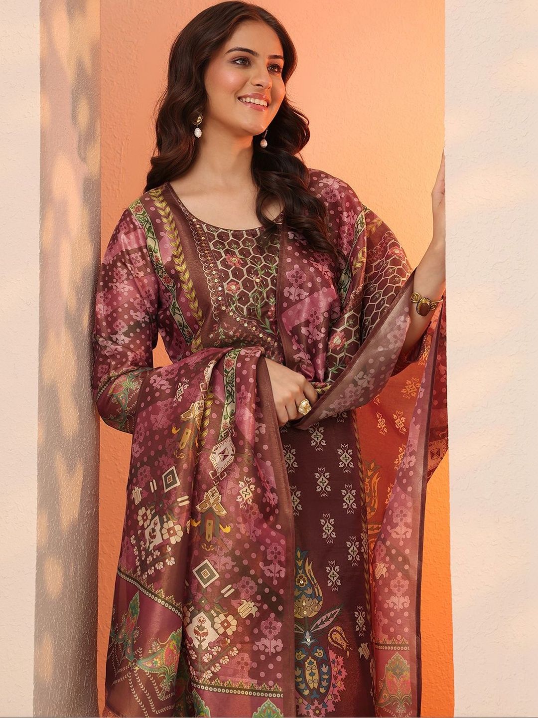 Gerua By Libas Gerua By Libas Women Ethnic Motifs Printed Regular Kurta with Trousers & With Dupatta